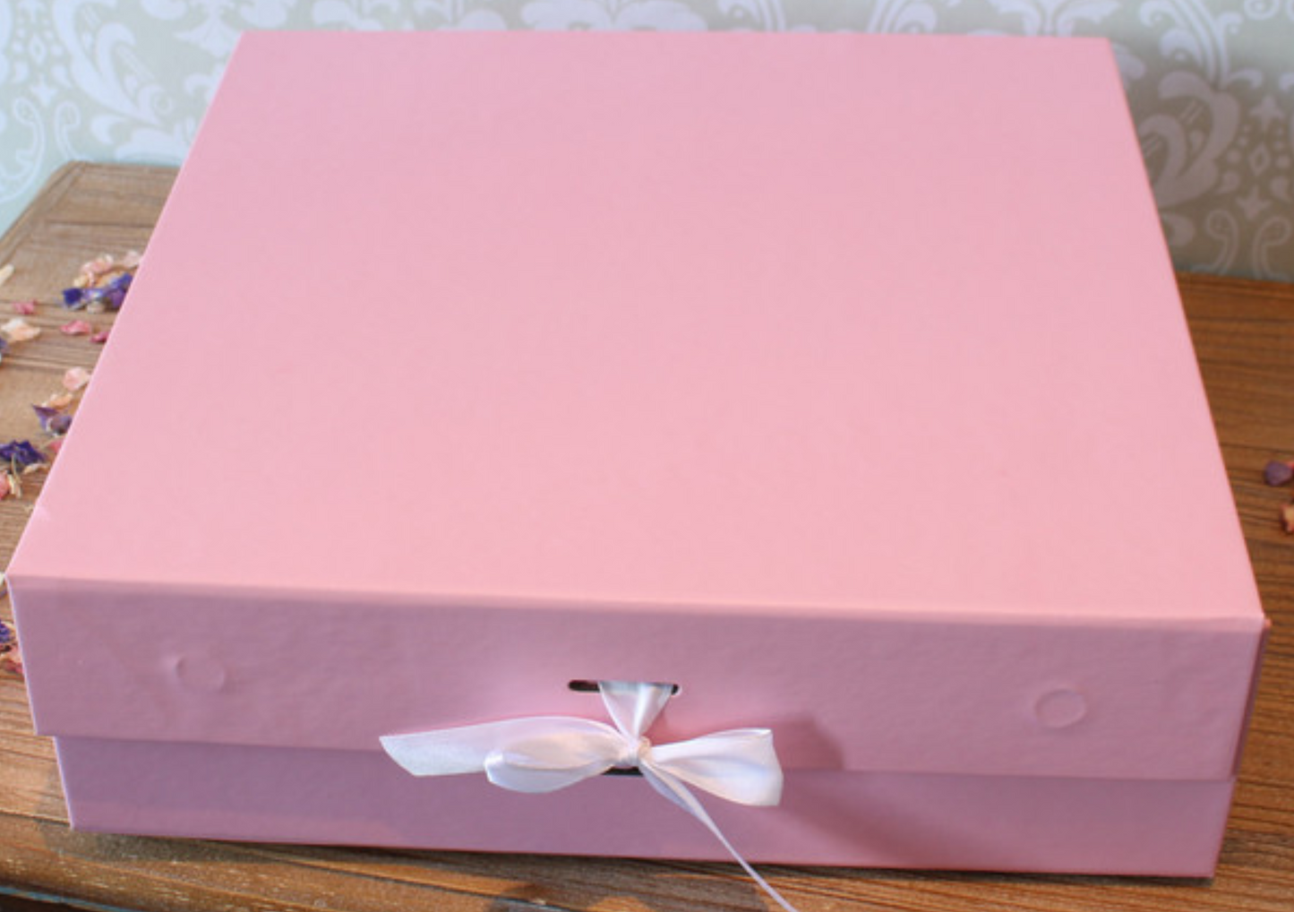 New Baby - Box With Ribbon