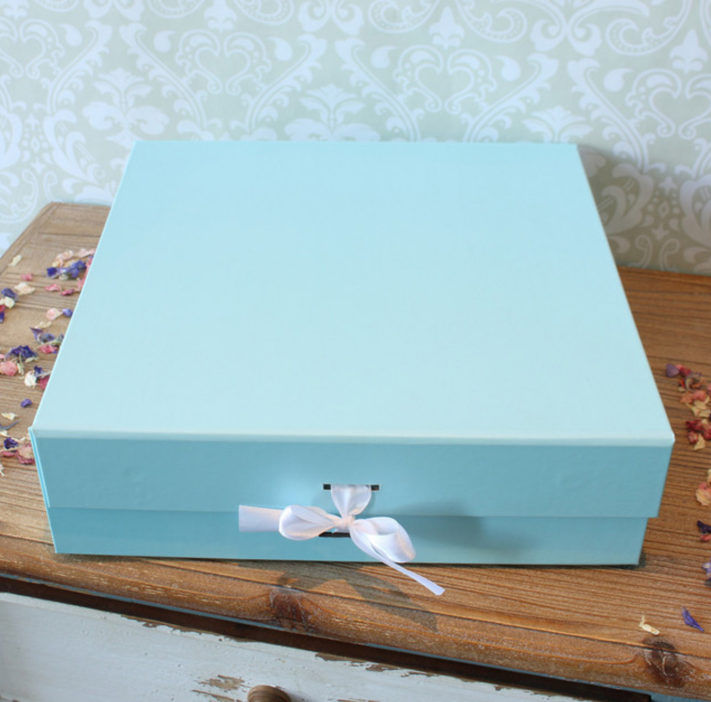 New Baby - Box With Ribbon