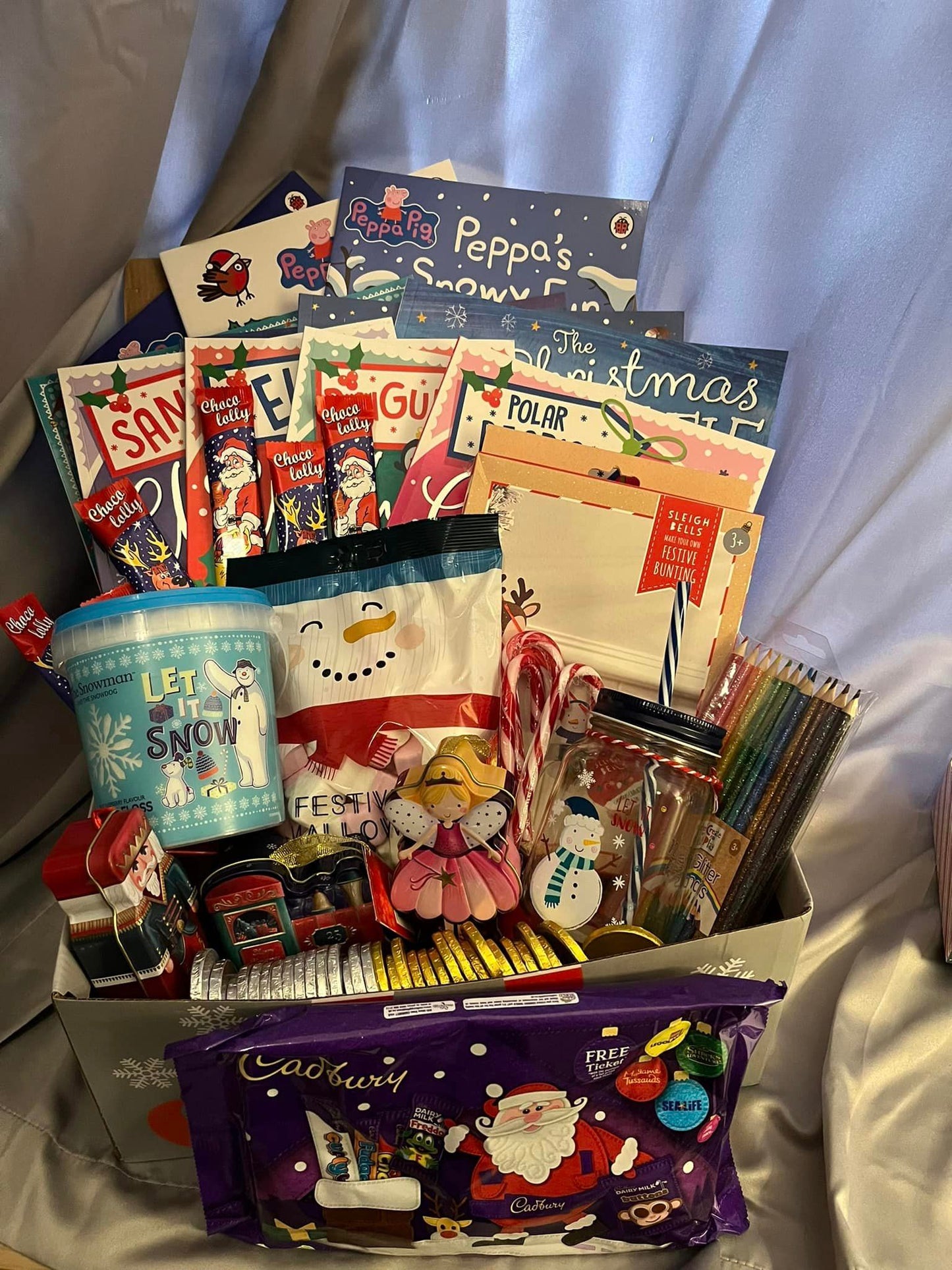 Deluxe Christmas Eve Box With Peppa Books