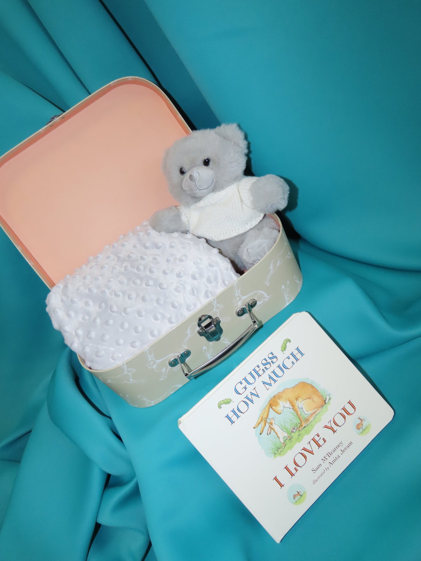 *The Charlie - Suitcase Gift Set*