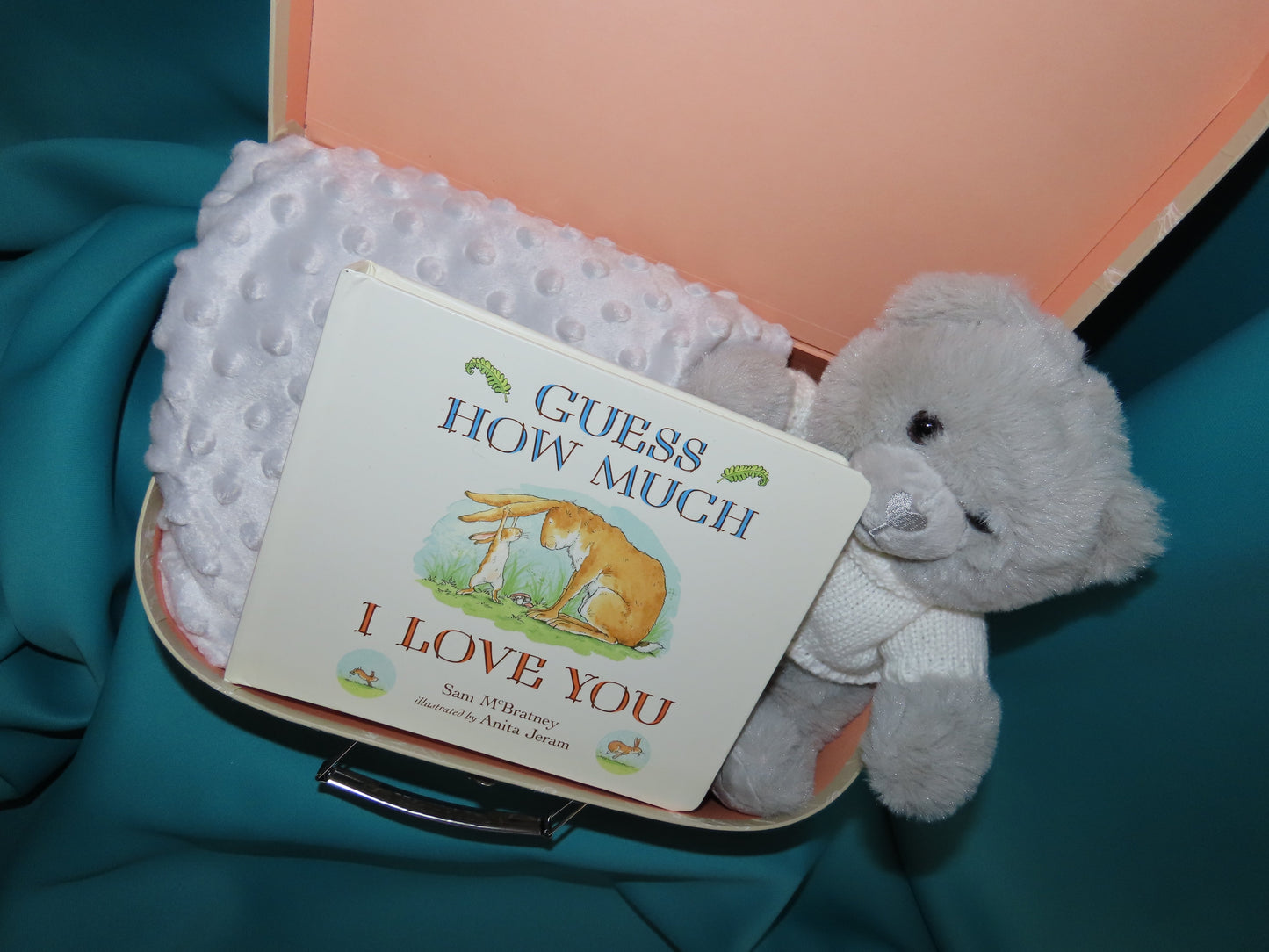 *The Charlie - Suitcase Gift Set*
